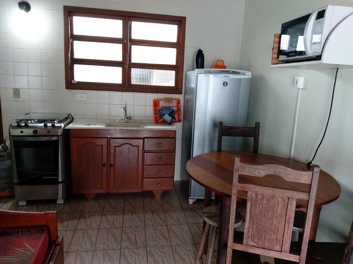0006.02 - Maranduba - Chale - 1 Dorm - 5 Pess - 3 Quadras Do Mar - Piscina Coletiva - Wifi Villa Ubatuba Ngoại thất bức ảnh