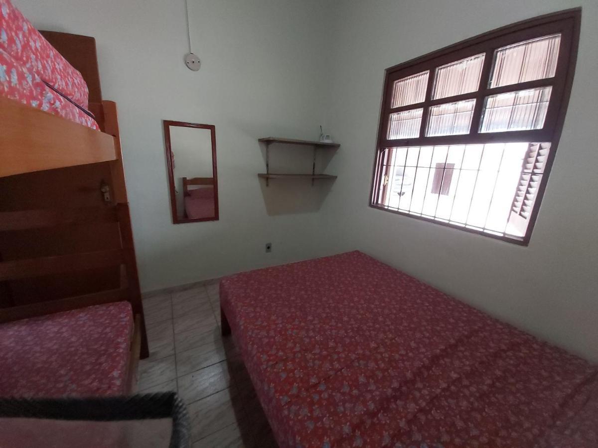 0006.02 - Maranduba - Chale - 1 Dorm - 5 Pess - 3 Quadras Do Mar - Piscina Coletiva - Wifi Villa Ubatuba Ngoại thất bức ảnh