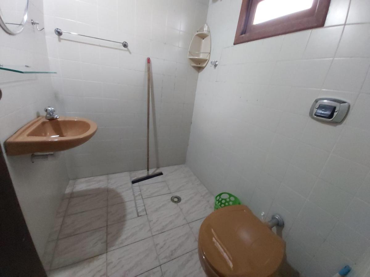 0006.02 - Maranduba - Chale - 1 Dorm - 5 Pess - 3 Quadras Do Mar - Piscina Coletiva - Wifi Villa Ubatuba Ngoại thất bức ảnh