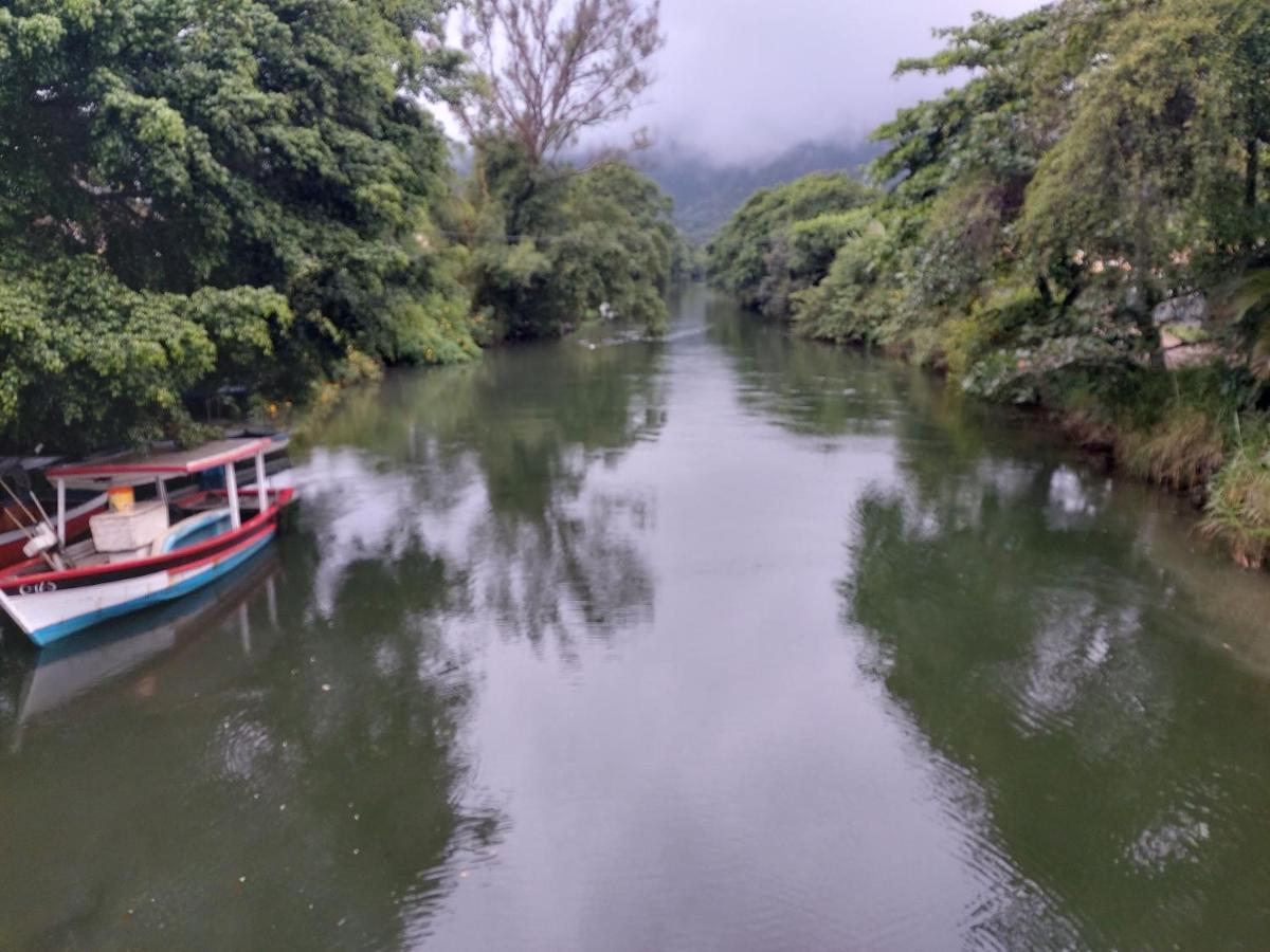 0006.02 - Maranduba - Chale - 1 Dorm - 5 Pess - 3 Quadras Do Mar - Piscina Coletiva - Wifi Villa Ubatuba Ngoại thất bức ảnh